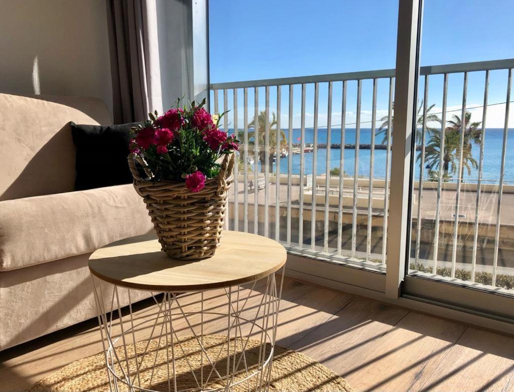 Studio Front De Mer - Menton Garavan Экстерьер фото